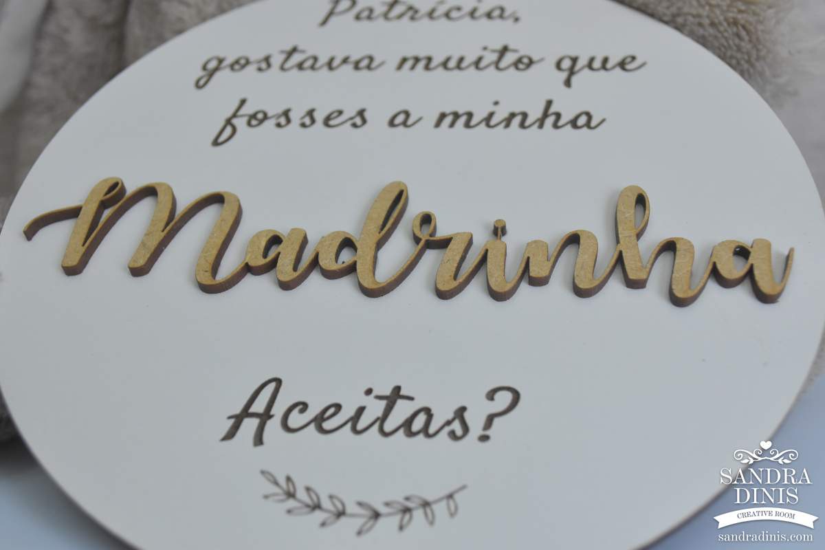 Convite Redondo Madrinha/Padrinho Branco