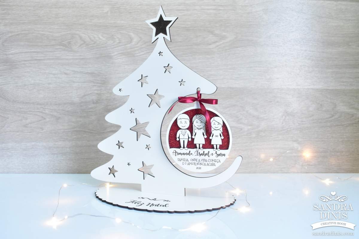 Pinheiro Natal com bola família personalizada