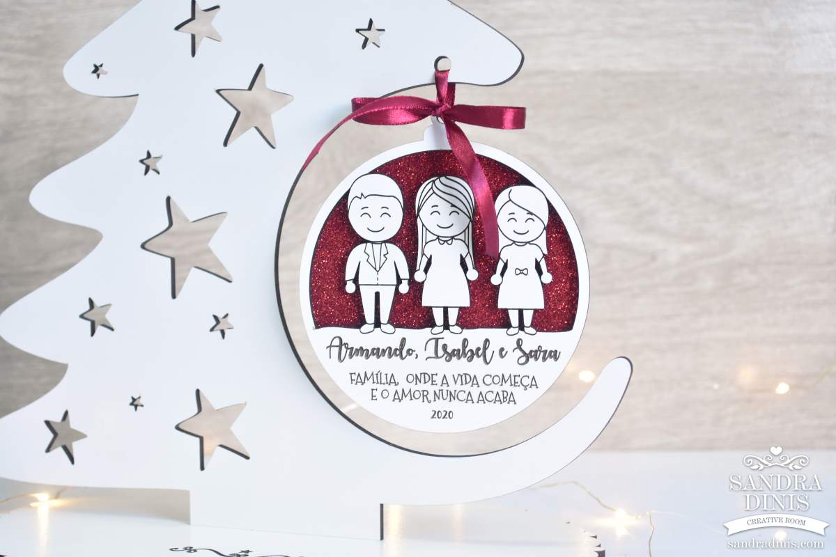 Pinheiro Natal com bola família personalizada