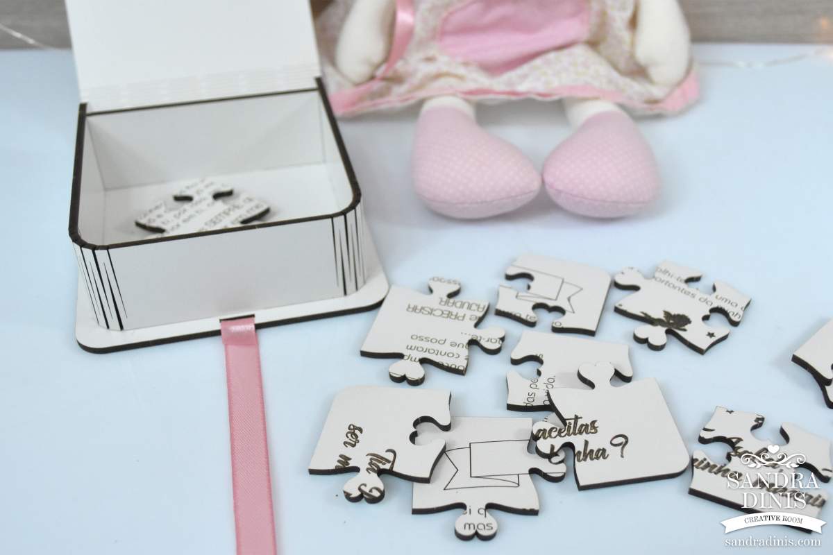 Convite Puzzle Branca para Padrinhos Infantil - Anjinho