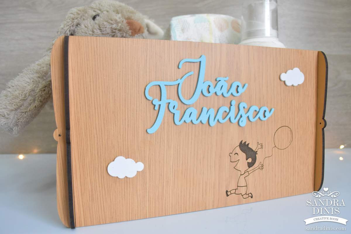 Caixa de arrumações para bebé personalizada - Carvalho