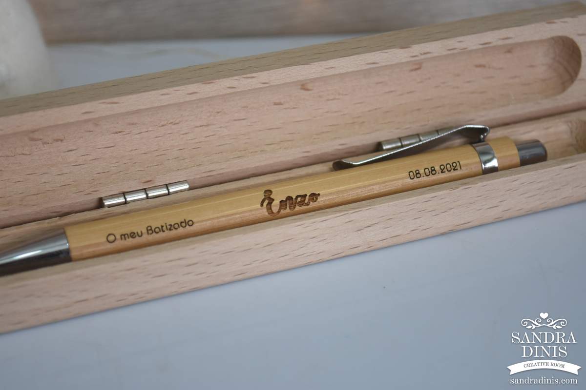 Caixa madeira com caneta - batizado