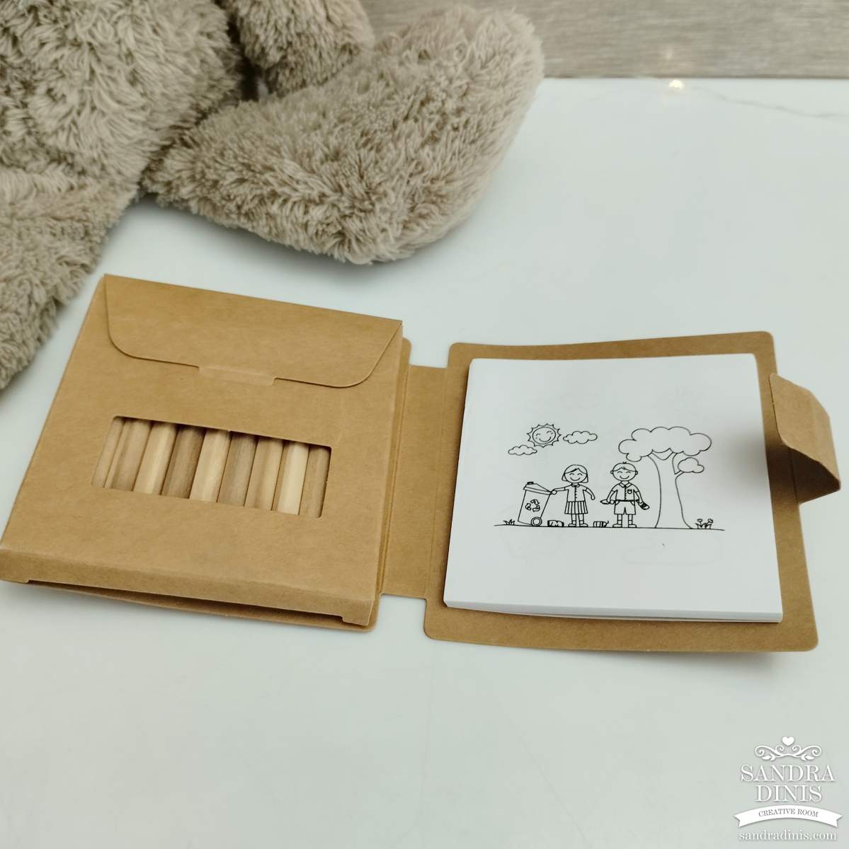 Kit livro e lápis para colorir Elefante V1