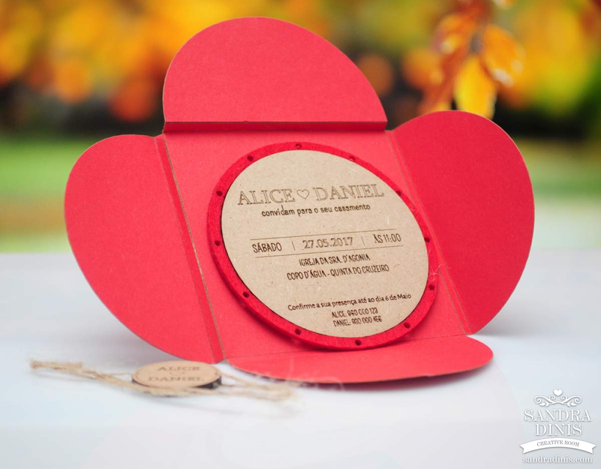 Convite para casamento redondo personalizado com envelope