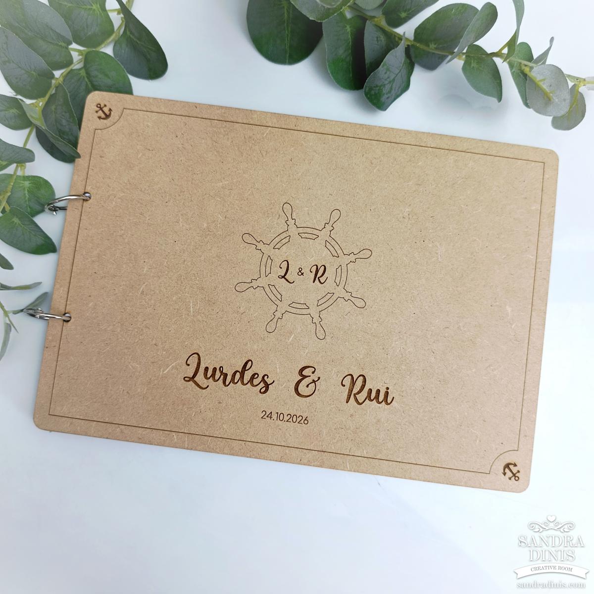 Livro de honra A4 com Leme - Tema Praia/Mar