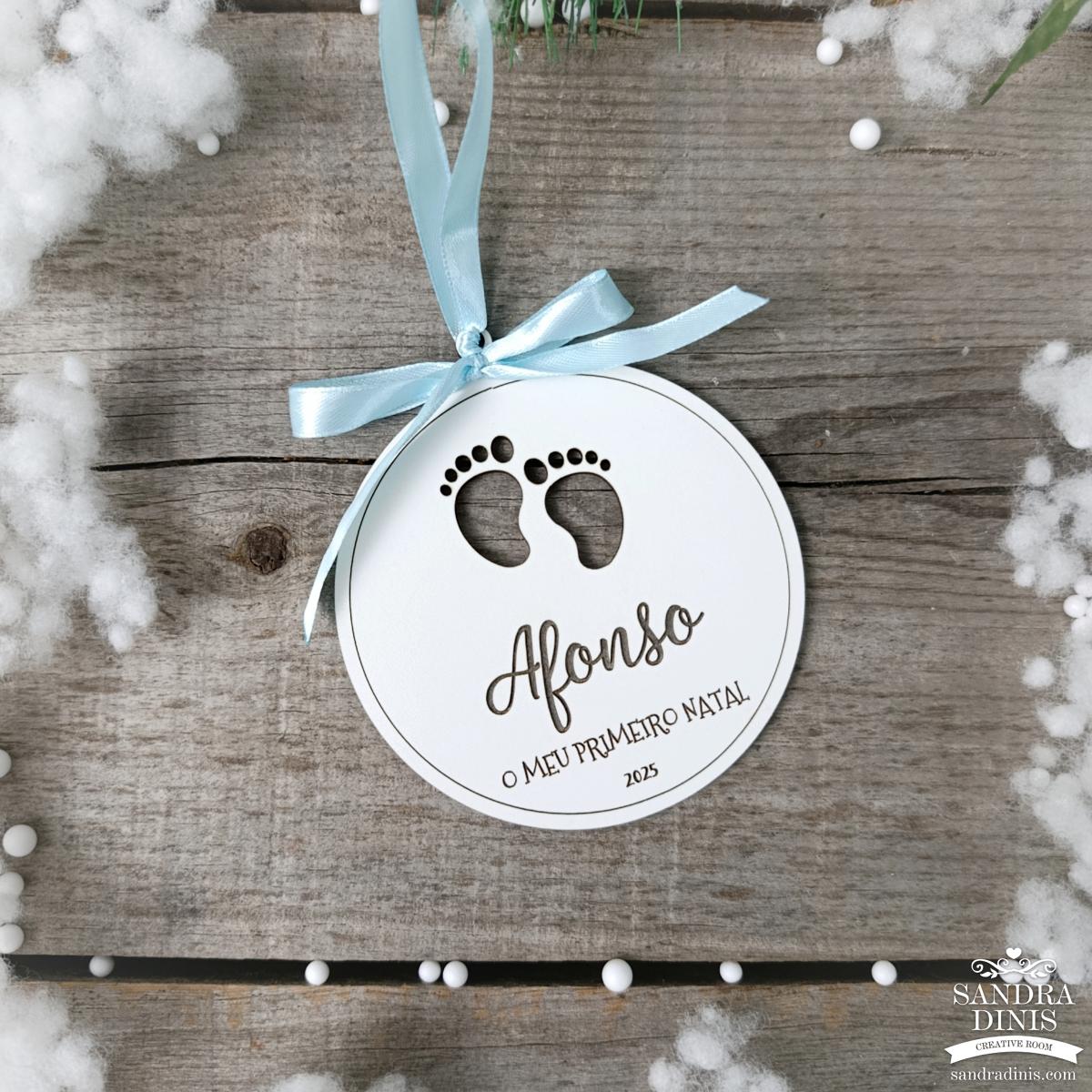 Bola personalizada o Meu 1º Natal - Pezinhos branca 