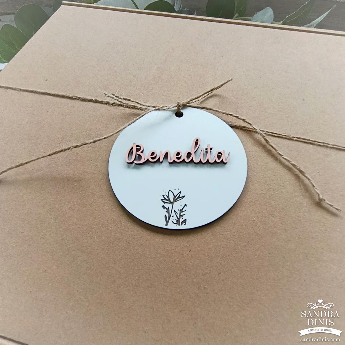 Primeiros Tesouros Bebé Menina – Kit Boas-Vindas 