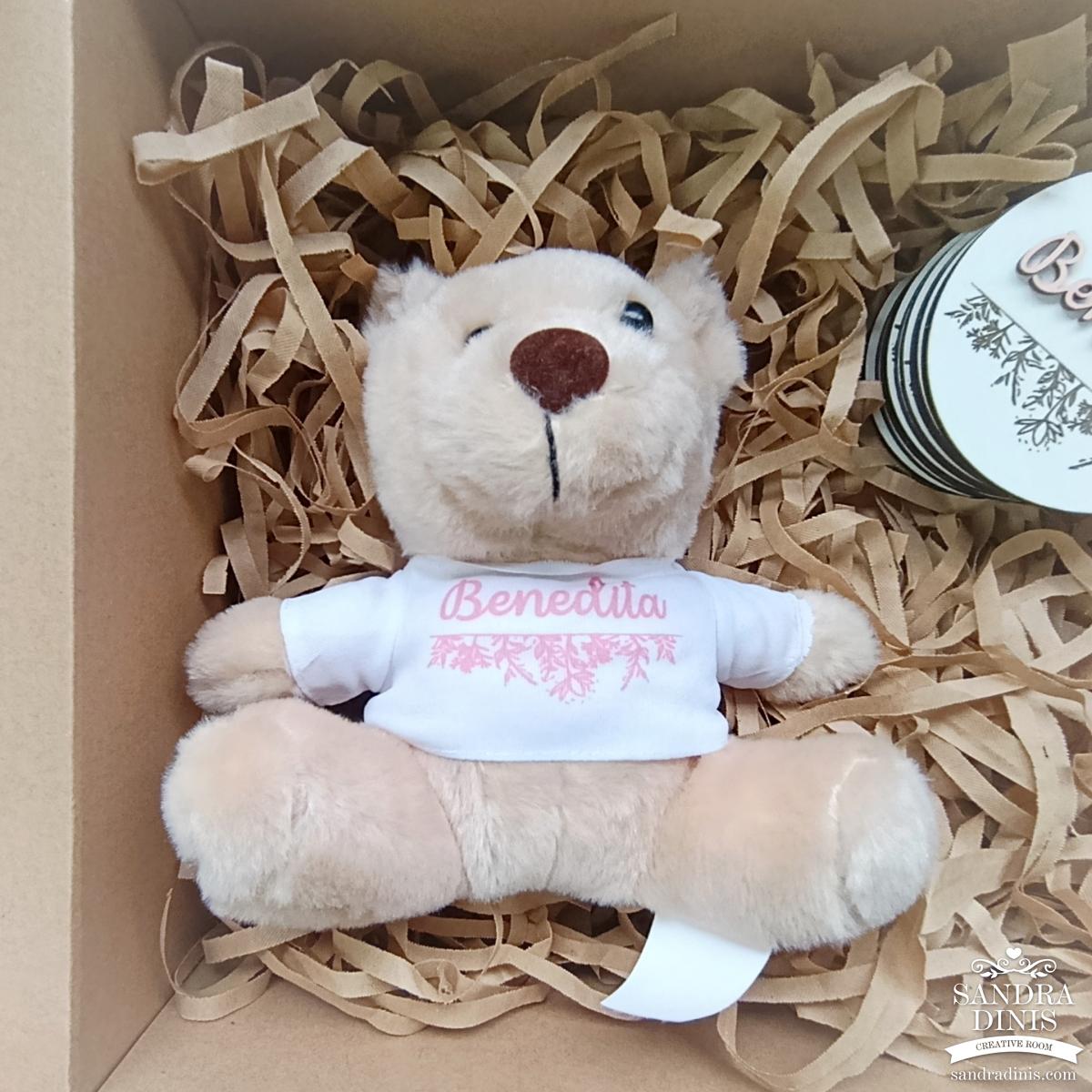 Primeiros Tesouros Bebé Menina – Kit Boas-Vindas 