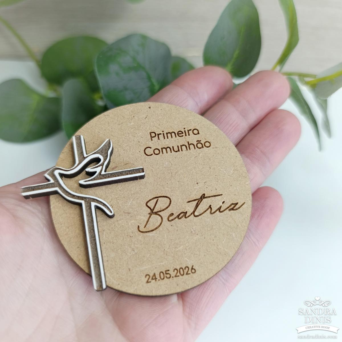 Íman comunhão batizado com pomba e cruz 
