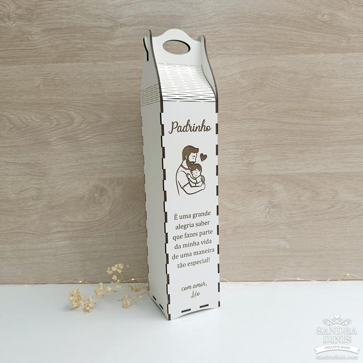 Caixa de Madeira Personalizada para Garrafa - padrinho batismo