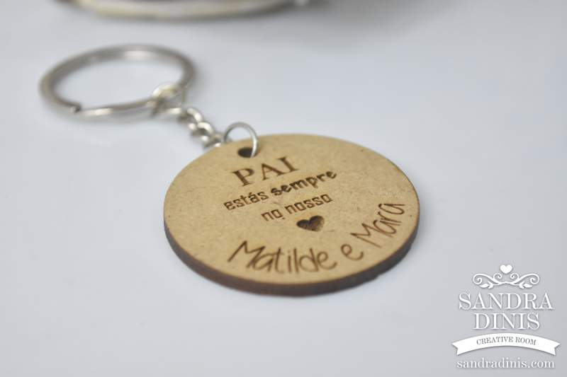 Porta-chaves com fotografia gravada a laser