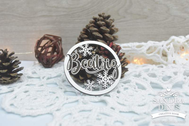 Bola com nome e flocos - Branco