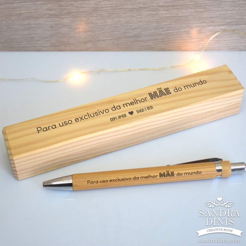 Caixa madeira pinho com caneta Uso exclusivo Mãe