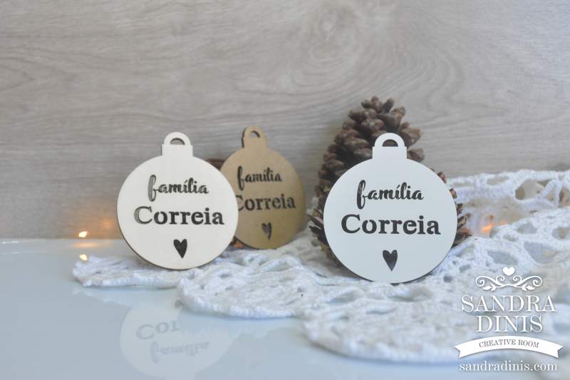 Bola Nome Família Perfurada
