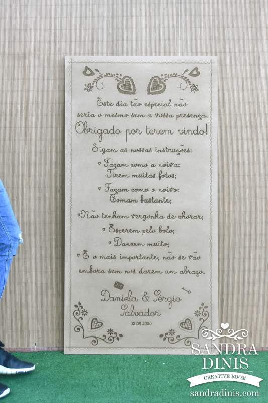 Placa Entrada na Quinta Lenços Namorados