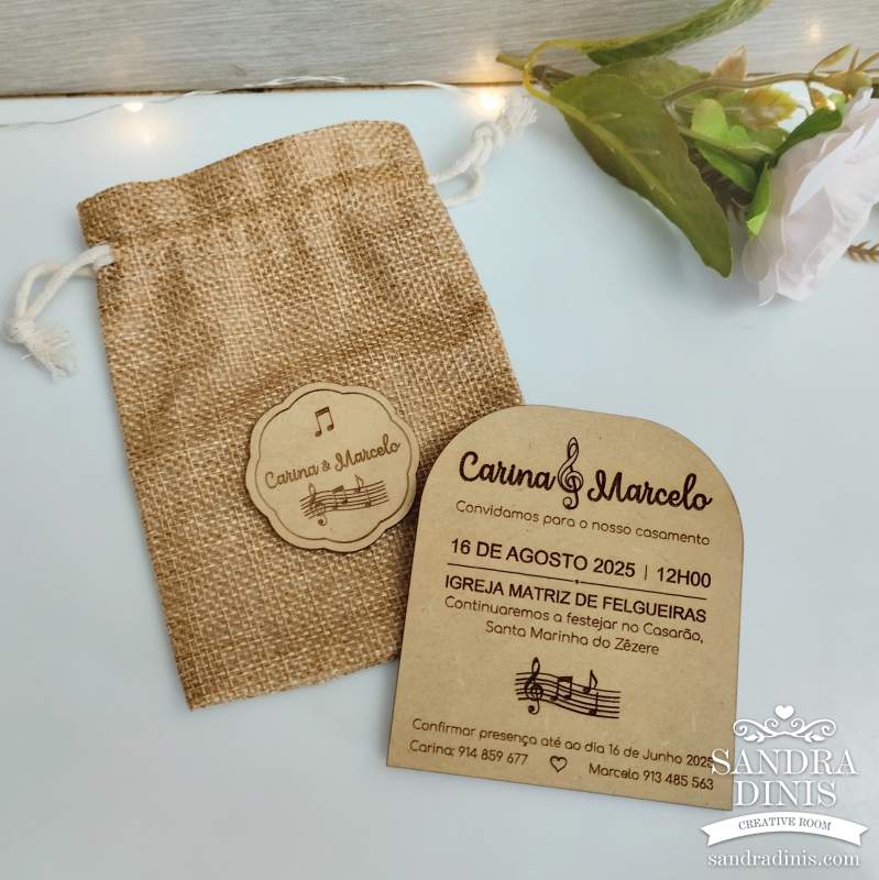 Convite Casamento tema música em saquinho